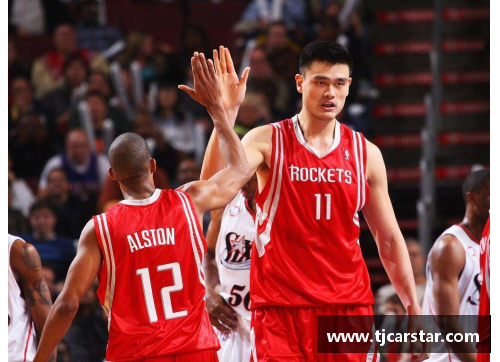 ug环球视讯官网姚明NBA首秀：风起云涌的篮球巨人 - 副本